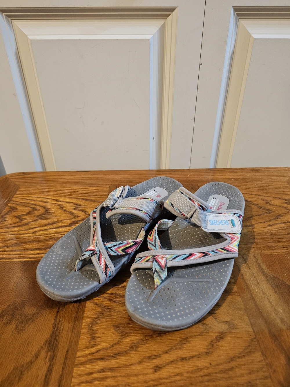 Skechers Woman's Gray Sandals with Colorful Chevron Straps